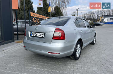 Лифтбек Skoda Octavia 2010 в 