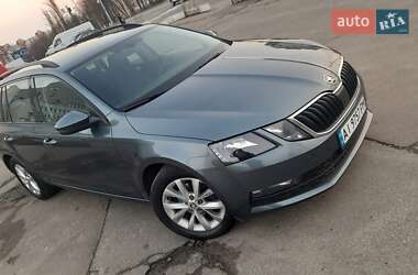 Універсал Skoda Octavia 2017 в Києві