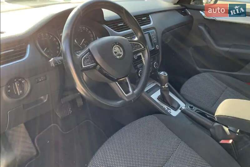 Універсал Skoda Octavia 2016 в Шепетівці