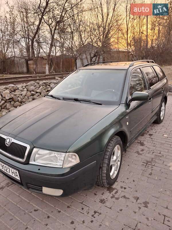 Skoda Octavia 2000