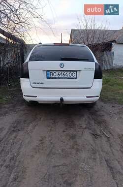 Універсал Skoda Octavia 2012 в 