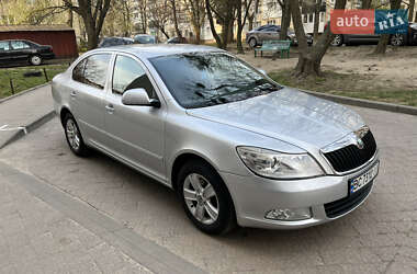 Лифтбек Skoda Octavia 2011 в 