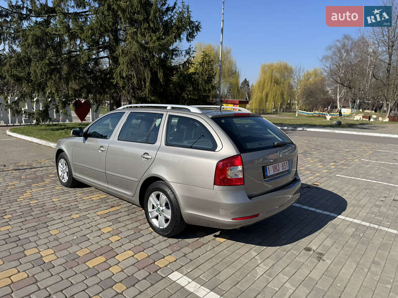 Skoda Octavia 2011