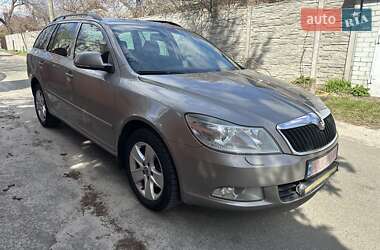 Универсал Skoda Octavia 2009 в 