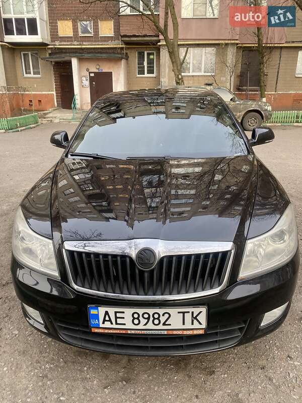 Лифтбек Skoda Octavia 2010 в 
