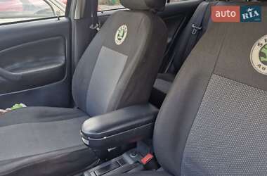 Лифтбек Skoda Octavia 2003 в Ахтырке