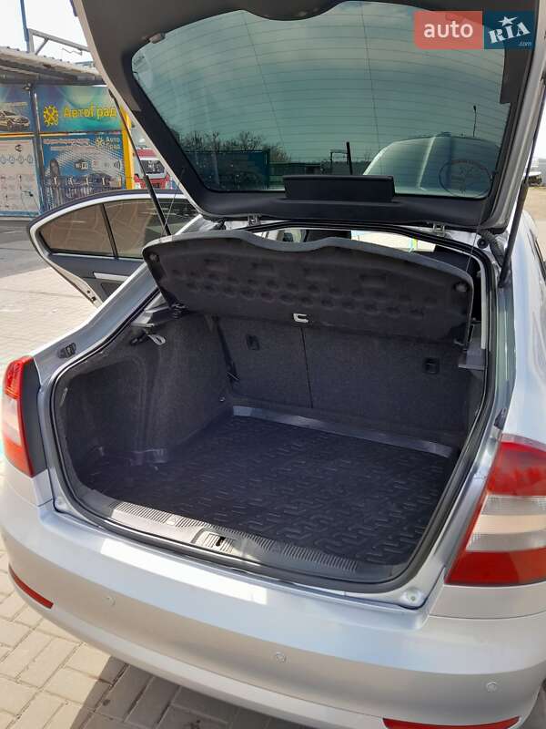 Ліфтбек Skoda Octavia 2012 в Запоріжжі