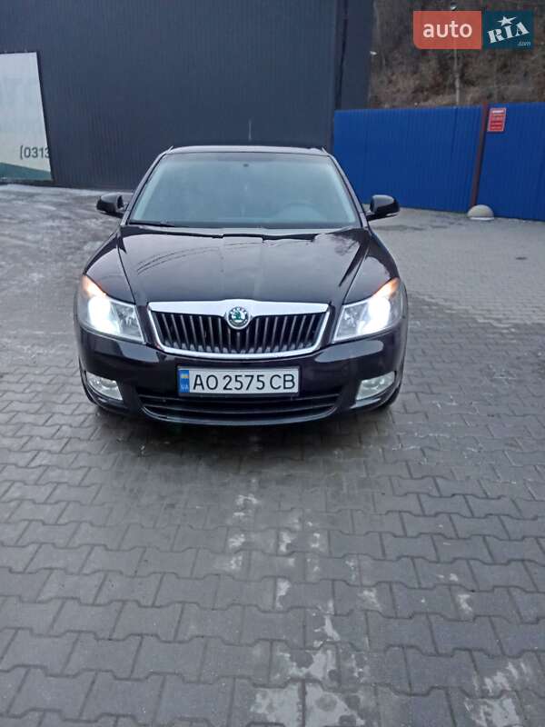 Лифтбек Skoda Octavia 2011 в Рахове фото 12 Лифтбек Skoda Octavia 2011 в Рахове