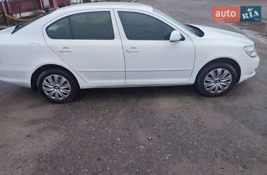Лифтбек Skoda Octavia 2011 в 