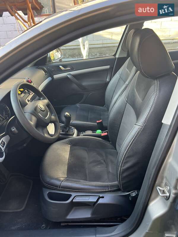 Ліфтбек Skoda Octavia 2010 в Іршаві