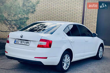 Ліфтбек Skoda Octavia 2013 в 
