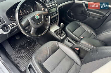 Лифтбек Skoda Octavia 2010 в 
