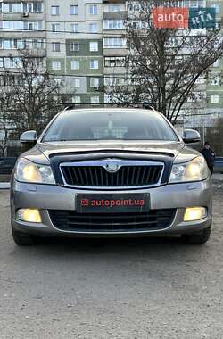 Універсал Skoda Octavia 2009 в Сумах