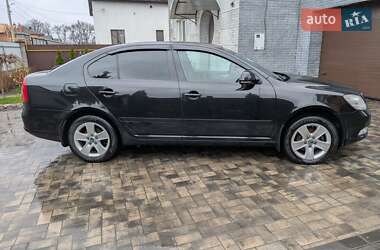 Ліфтбек Skoda Octavia 2012 в 