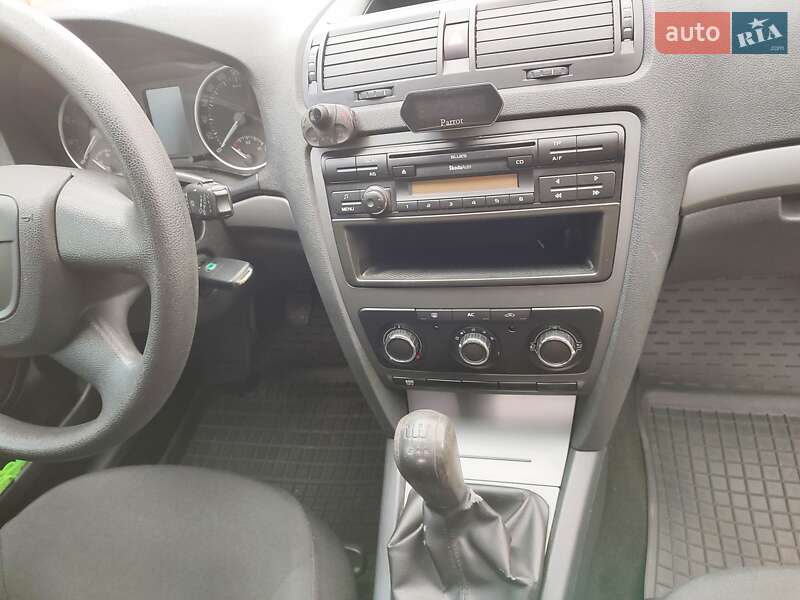 Лифтбек Skoda Octavia 2012 в Ужгороде фото 14 Лифтбек Skoda Octavia 2012 в Ужгороде