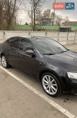 Лифтбек Skoda Octavia 2016 в 