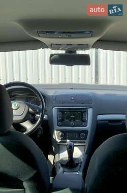 Универсал Skoda Octavia 2012 в 