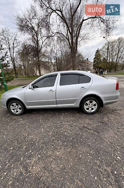 Лифтбек Skoda Octavia 2012 в 