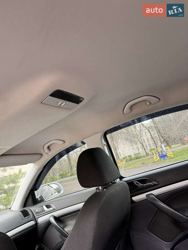 Ліфтбек Skoda Octavia 2012 в Запоріжжі