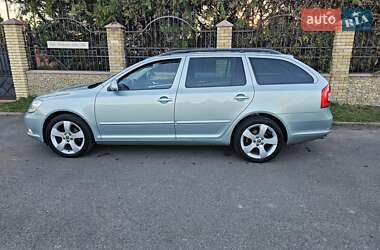 Универсал Skoda Octavia 2010 в 