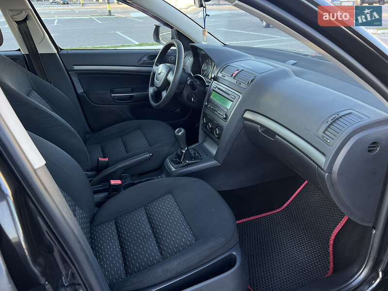 Лифтбек Skoda Octavia 2011 в Киеве