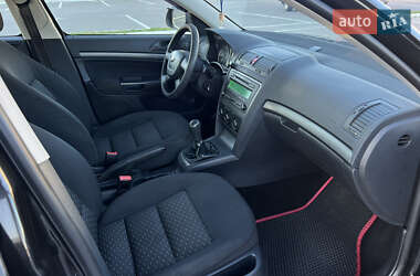 Лифтбек Skoda Octavia 2011 в 