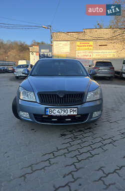Лифтбек Skoda Octavia 2009 в 