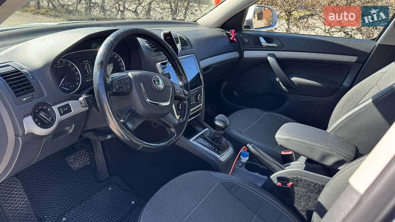 Универсал Skoda Octavia 2012 в Одессе