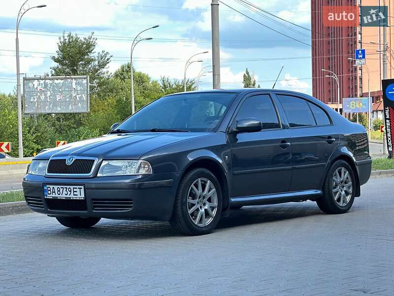 Ліфтбек Skoda Octavia 2010 в 