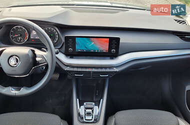 Ліфтбек Skoda Octavia 2023 в 
