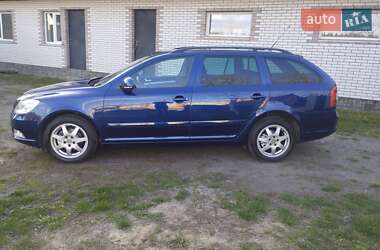 Універсал Skoda Octavia 2009 в Радомишлі
