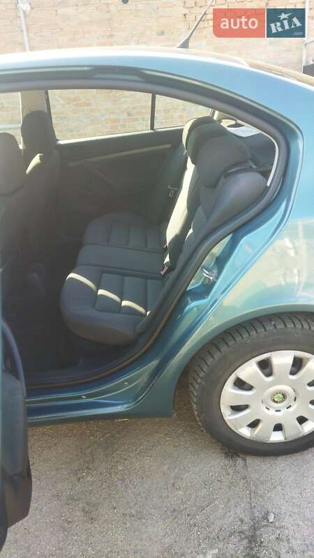 Універсал Skoda Octavia 2005 в Кропивницькому