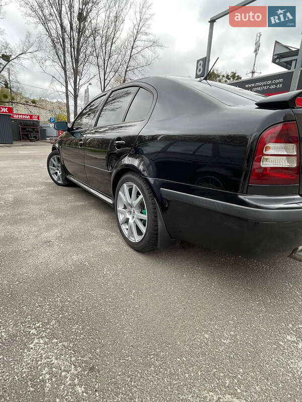 Ліфтбек Skoda Octavia 2003 в Києві