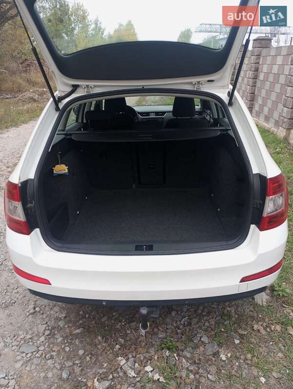 Універсал Skoda Octavia 2014 в Житомирі