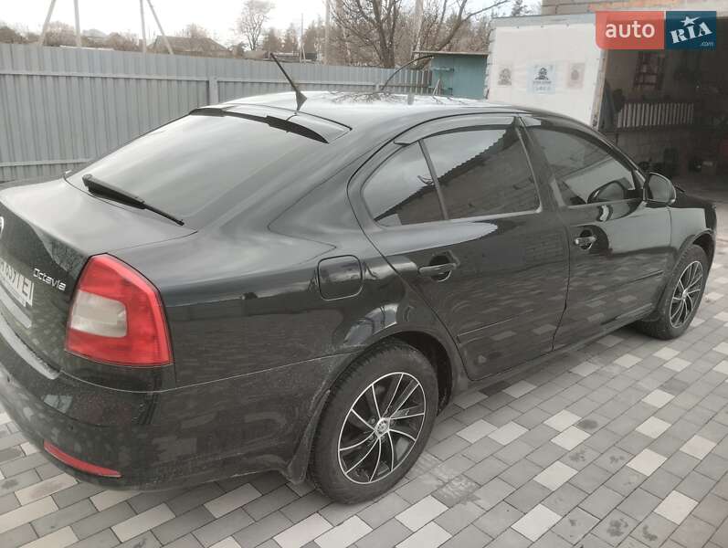 Лифтбек Skoda Octavia 2012 в Кропивницком