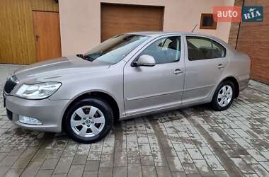 Лифтбек Skoda Octavia 2012 в 