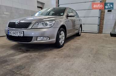 Лифтбек Skoda Octavia 2012 в 