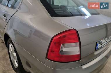 Лифтбек Skoda Octavia 2012 в 