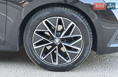 Универсал Skoda Octavia 2021 в 