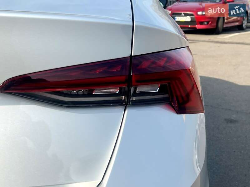 Лифтбек Skoda Octavia 2022 в Киеве
