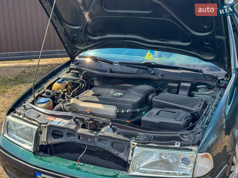 Универсал Skoda Octavia 2001 в Бучаче