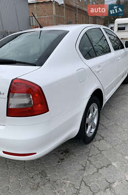 Лифтбек Skoda Octavia 2011 в 