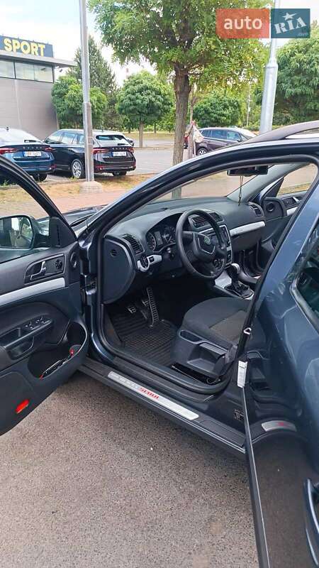 Универсал Skoda Octavia 2010 в Сваляве