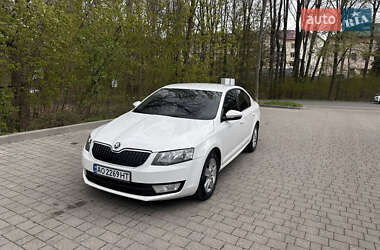 Лифтбек Skoda Octavia 2013 в Ужгороде