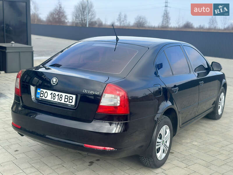 Ліфтбек Skoda Octavia 2011 в Брошневі-Облозі