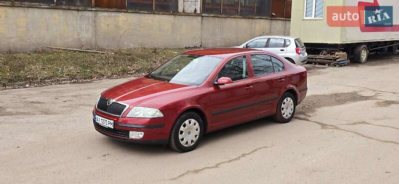 Ліфтбек Skoda Octavia 2004 в Києві