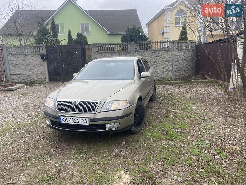 Ліфтбек Skoda Octavia 2006 в 