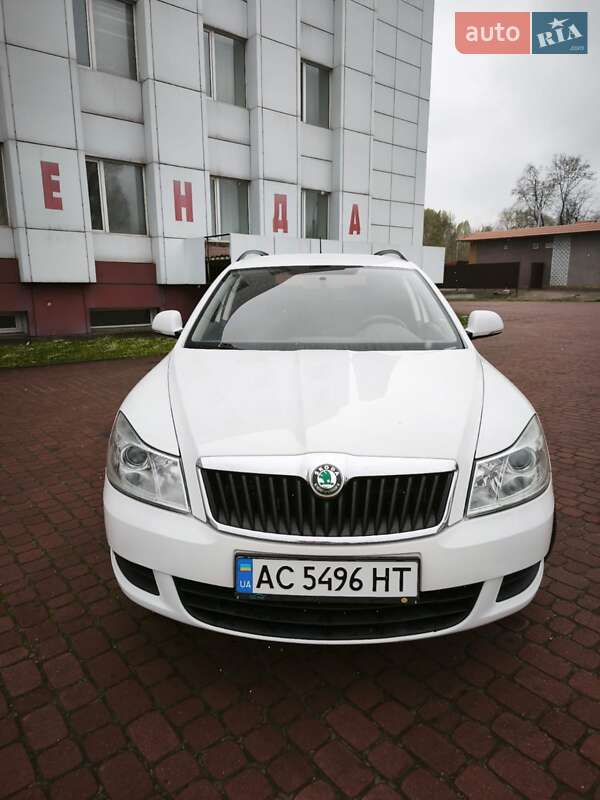 Універсал Skoda Octavia 2012 в Кам'янському