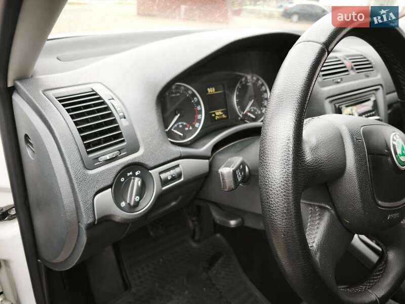 Універсал Skoda Octavia 2012 в Кам'янському