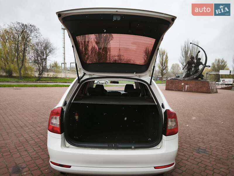 Універсал Skoda Octavia 2012 в Кам'янському